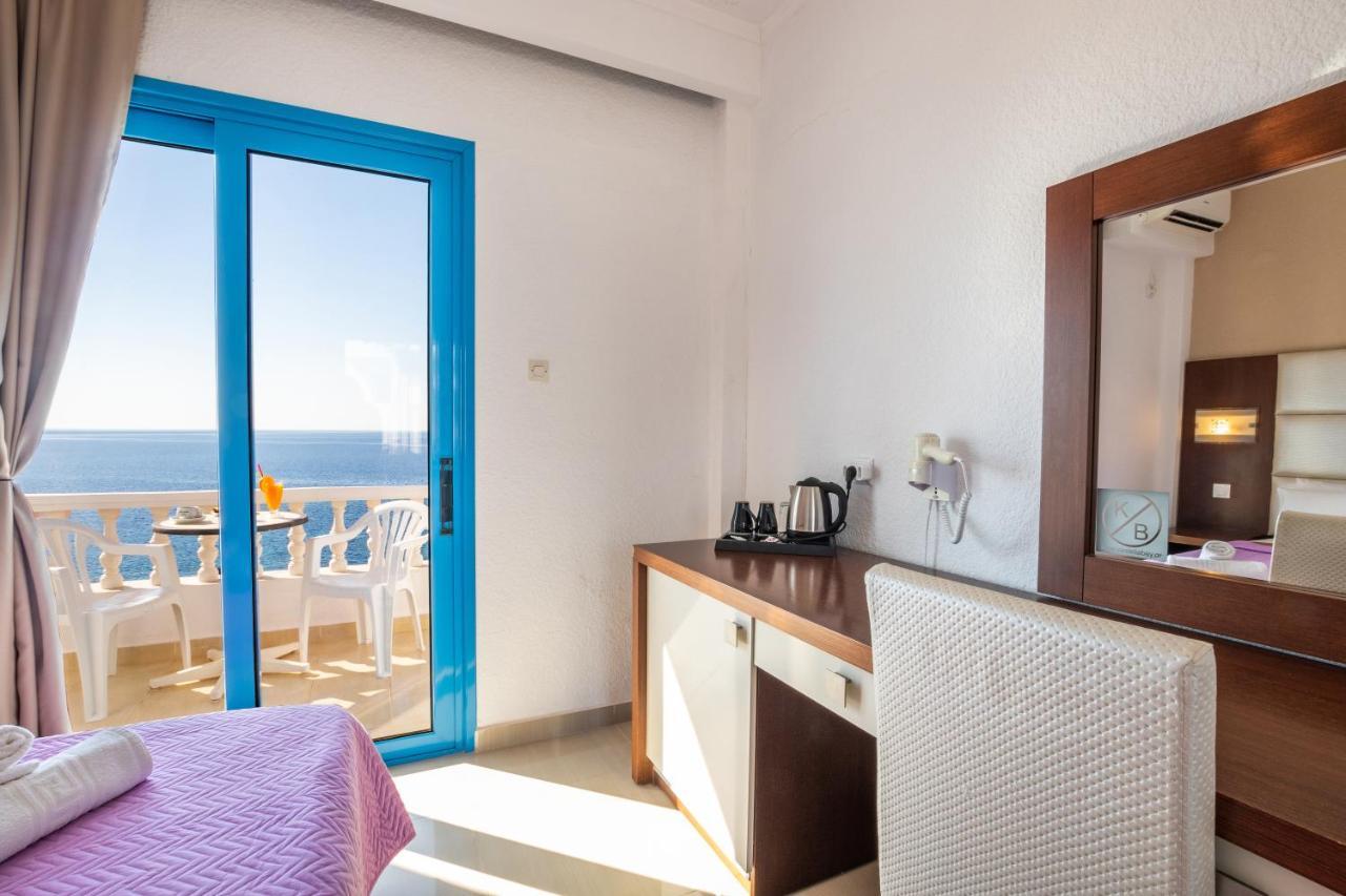 Castelia Bay Hotel อาโมปี ภายนอก รูปภาพ